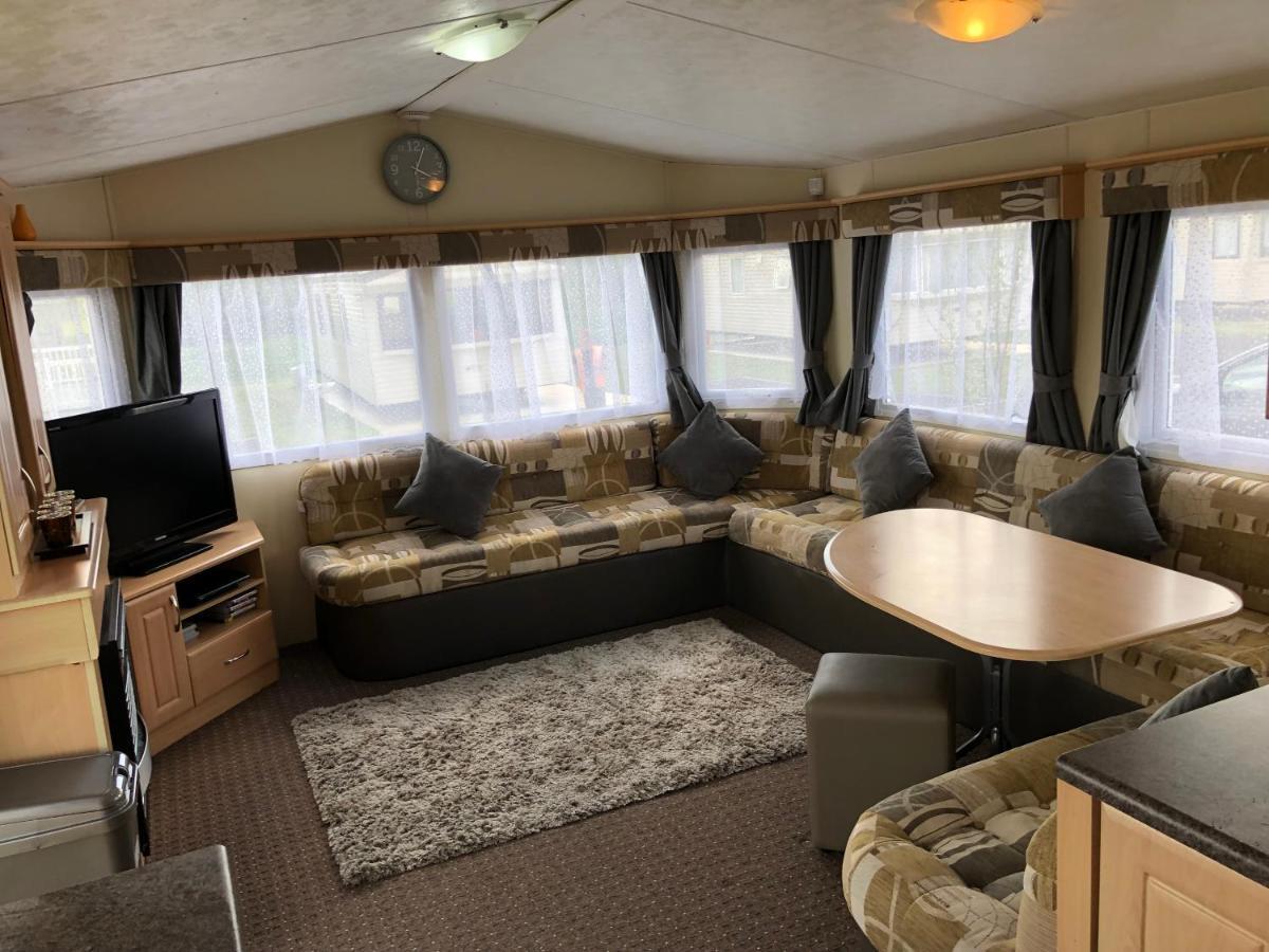 4 Bedroom 10 Berth Caravans With Hot Tub ,Mountain Bikes Tattershall Lakes Экстерьер фото